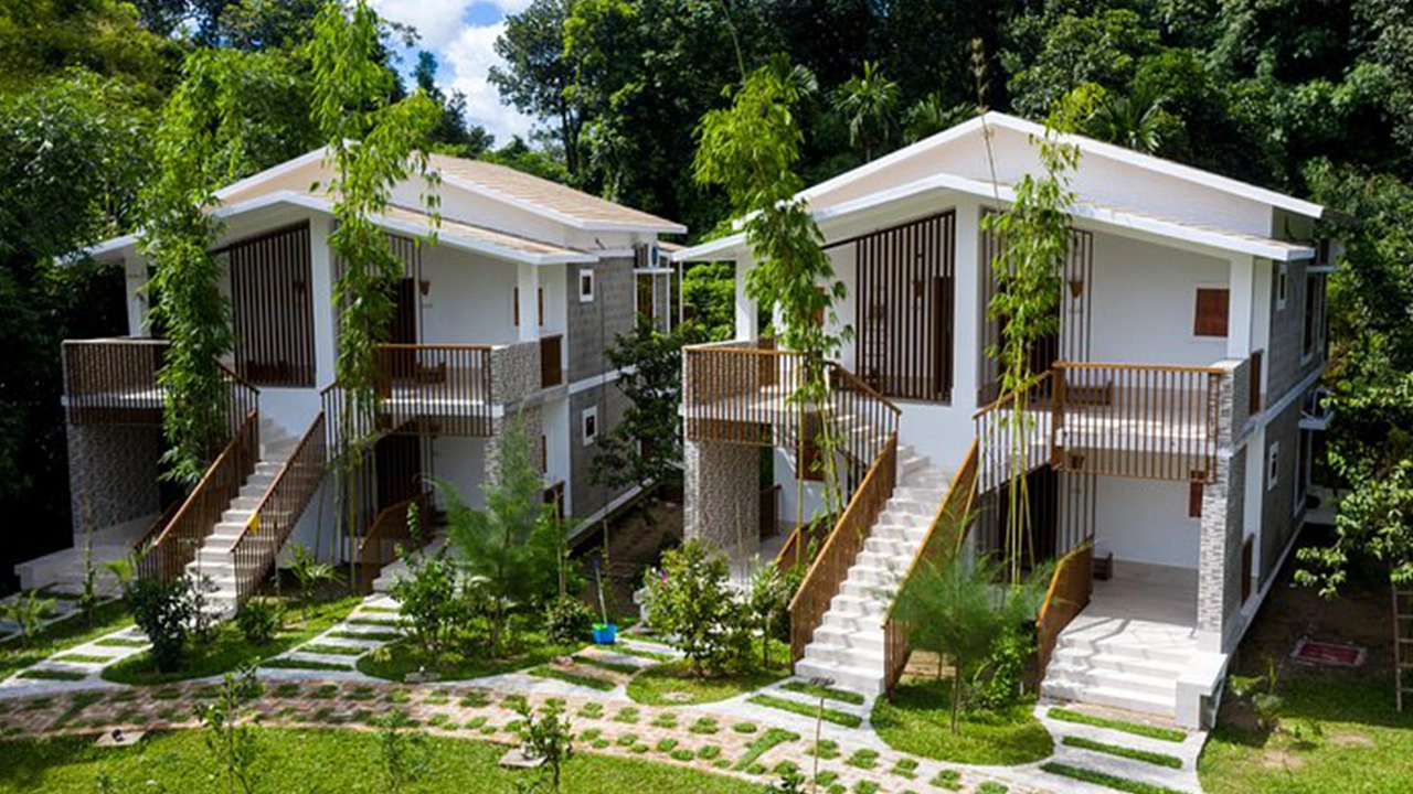 রিসোর্ট থেকে অতিরিক্ত সচিবের মরদেহ উদ্ধার