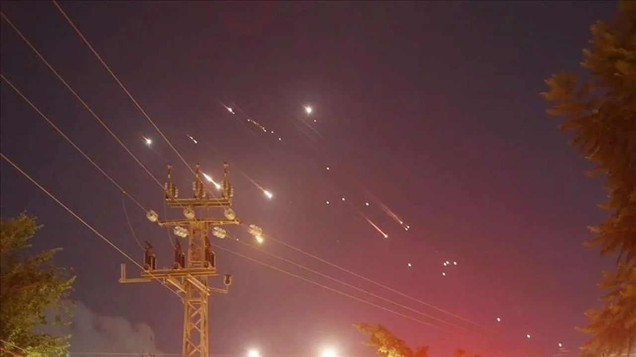 সিরিয়াতেও হামলা করেছে ইসরায়েল