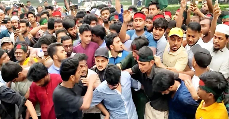 হাইকোর্ট ঘেরাও করলেন শিক্ষার্থীরা