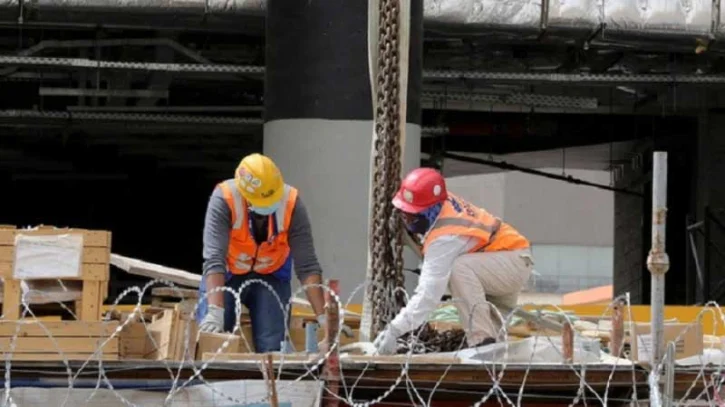 সৌদি ভিশনের প্রকল্প নিয়ে ভয়াবহ অভিযোগ, প্রাণ দিয়েছেন বাংলাদেশিসহ ২১ হাজার শ্রমিক