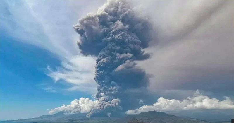 আগ্নেয়গিরির ছাইয়ের কারণে অস্ট্রেলিয়া-বালি ফ্লাইট বন্ধ