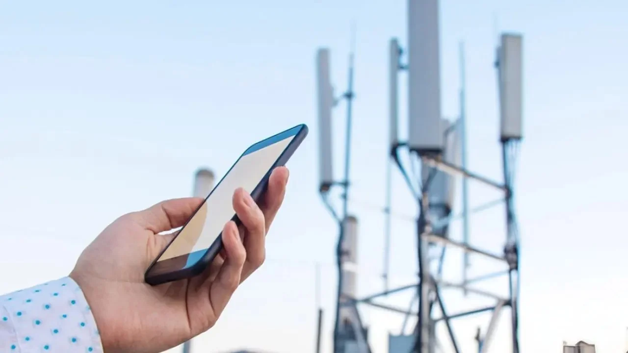 কলরেট কমানো-মেয়াদবিহীন ইন্টারনেট চালুর পক্ষে ৯৬ শতাংশ মানুষ