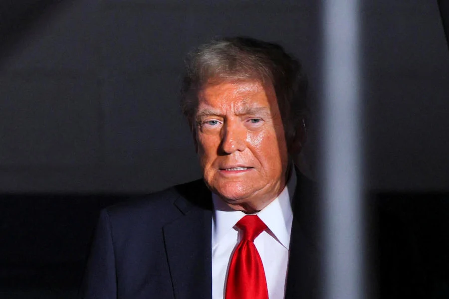 ট্রাম্পের নয়া আইনের ফল ভুগতে হবে ভারতীয়দের