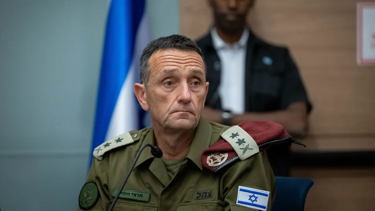 পদত্যাগ করতে যাচ্ছেন ইসরায়েলি প্রতিরক্ষা বাহিনীর প্রধান