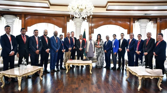 বহুজাতিক কোম্পানিগুলোকে সরকারের সাথে কাজ করার আহ্বান