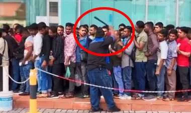 মালয়েশিয়া পাসপোর্ট সেবা প্রার্থীদেরকে লাঠিপেটা! প্রবাসীদের ক্ষোভ