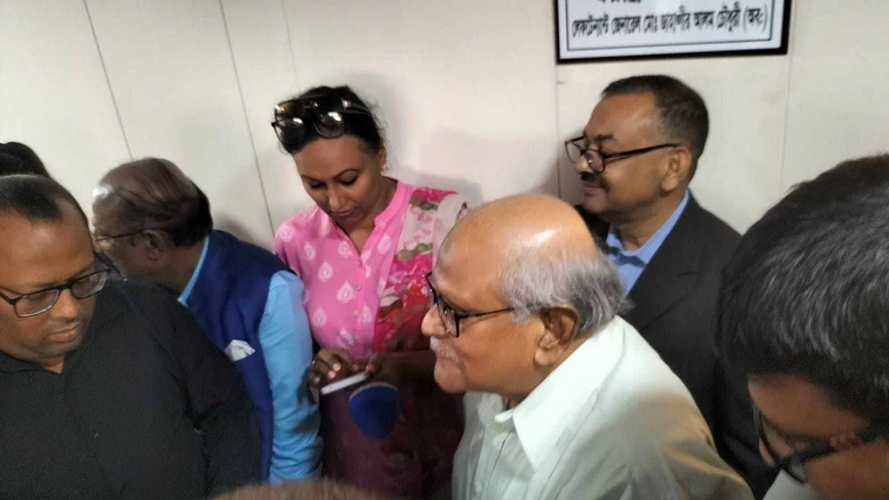 লিশ ভেরিফিকেশনে থাকছে না রাজনৈতিক বিবেচনা