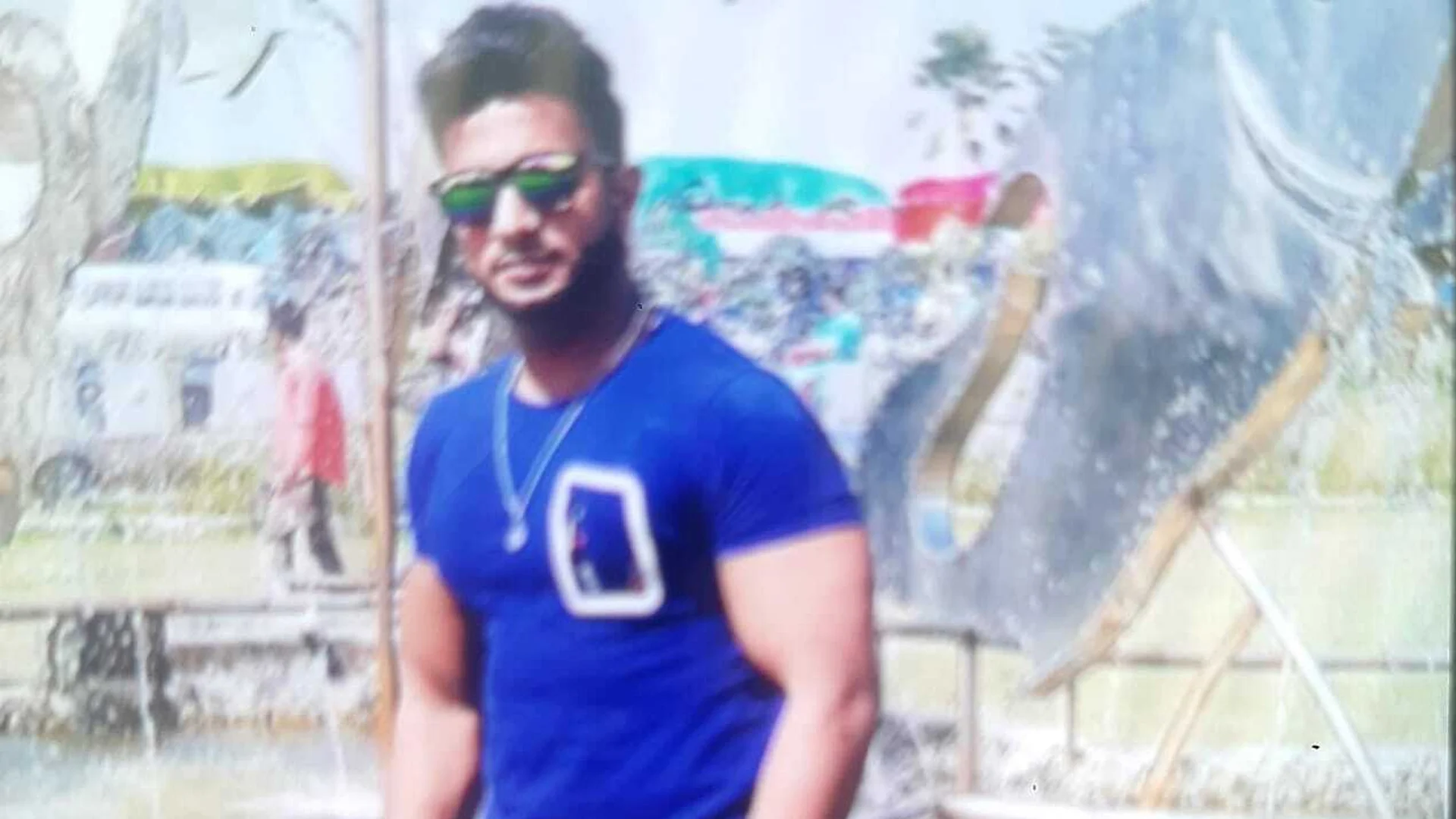 হত-দরিদ্রদের কোটি টাকা নিয়ে দুবাই পালিয়ে গেলেন যুবক!