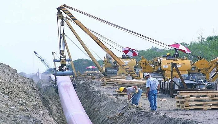 পাইপলাইনে তেল আসবে ঢাকায়, সাশ্রয় হবে ২৩৬ কোটি টাকা
