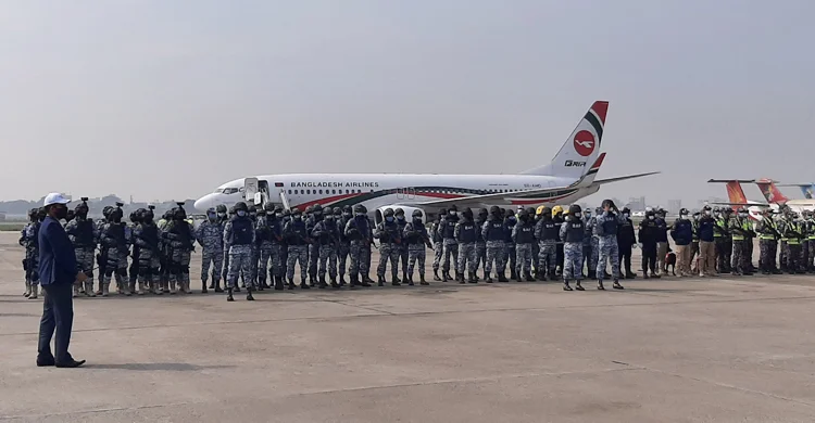 বাংলাদেশ বিমানে বোমা হামলার হুমকি, বিমানবন্দরে সতর্কতা জারি