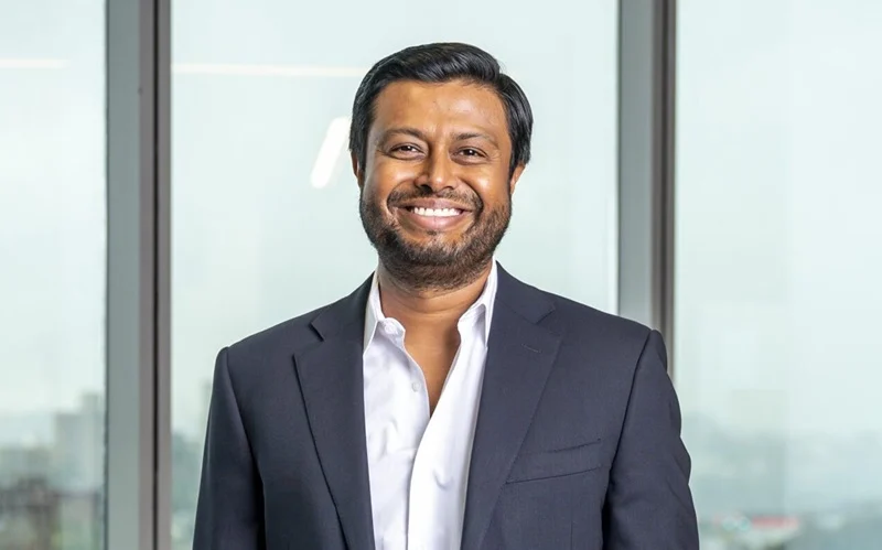 কর্মীদের ২৬২ কোটি টাকা বোনাস দিলেন প্রবাসী বাংলাদেশি তরুণ