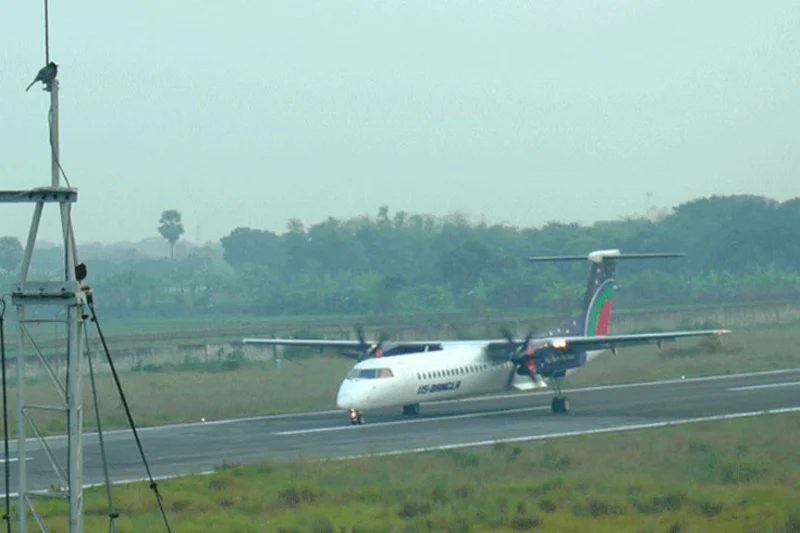 দেশের আকাশপথে বিপদ! ত্রিমুখী হুমকিতে বিমান