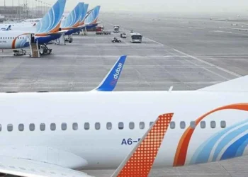 ফ্লাইট বাতিলের মিছিলে আকাশছোঁয়া বিমান ভাড়া