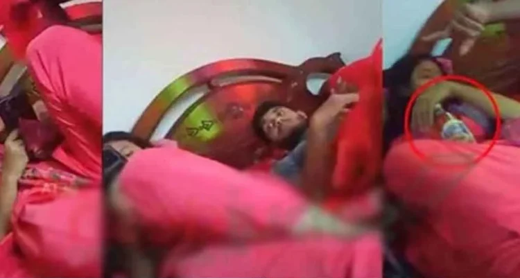 মদের বোতল হাতে বৈষম্যবিরোধী নেতা নেত্রীর ভিডিও ভাইরাল